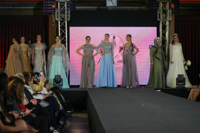 Ruse Moda Haftası’nda Büşra Canay fırtınası esti
