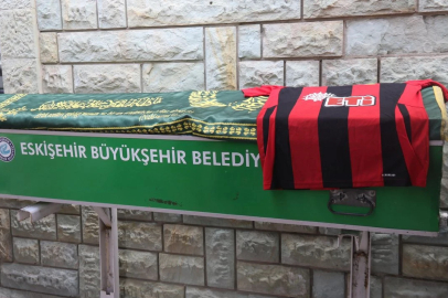 Malatyaspor'un efsane hocası Nihat Atacan son yolculuğuna uğurlandı