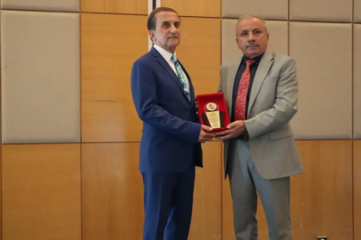 Malatya Gazeteciler Cemiyeti’nden Halil İbrahim Kılıç’a vefa plaketi