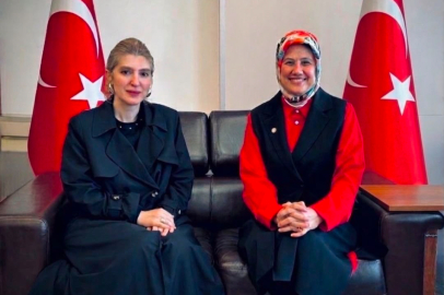 Milletvekili Ölmeztoprak Kızılay Başkanını ziyaret etti
