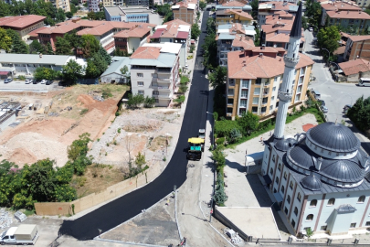 BATTALGAZİ'DE ASFALT MESAİSİ ARALIKSIZ SÜRÜYOR
