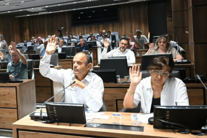 Yeşilyurt'un 11 Belediye Meclis üyesi Yeni Parti'ye katıldı