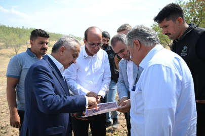 Yaka mahallesinin yolları genişletiliyor