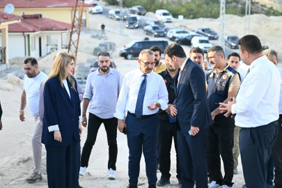 Vali Yavuz Akçadağ'da incelemelerde bulundu