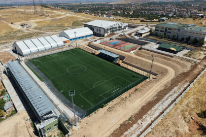 Melekbaba mahallesi spor tesisine kavuşuyor