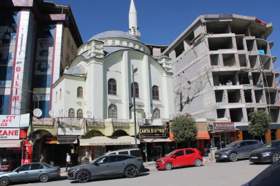 Tekke Camisi mühürlendi, Kışla Caddesinde değişim başlıyor
