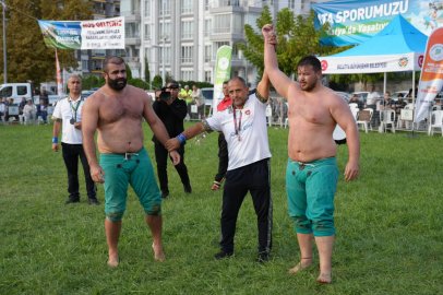 Karakucak Güreşlerinin Başpehlivanı Kılıçsallayan oldu
