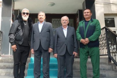 Sanatçı Tarık Mengüç Darende’yi gezdi