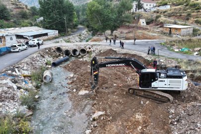 Kadiruşağı yoluna 2 köprü yapılıyor
