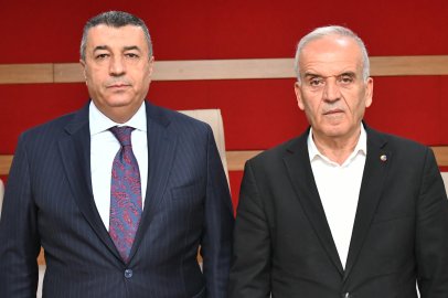 Borsa da Ünal ve Özcan yeniden başkanlığa seçildi