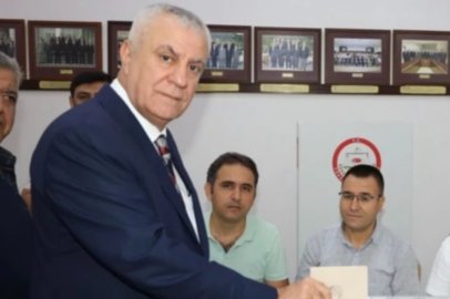 Adana’da Darendeli Başkan yeniden seçildi