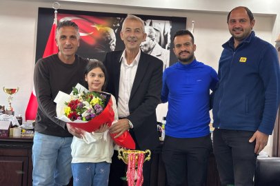 Genç sporcu Buğlem Aydın, Başkan Cömertoğlu'nu ziyaret etti